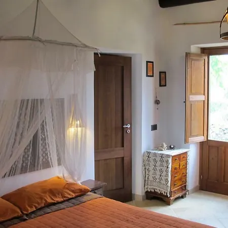 Casa Al Tempio Kır Evi Siraküza